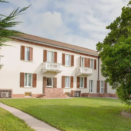 Belvedere Monferrato Relais & Wellness * Vignale