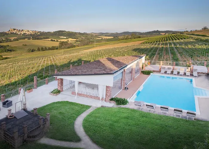 Belvedere Monferrato Relais & Wellness * Vignale