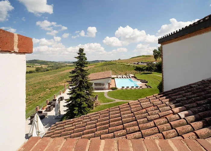 Belvedere Monferrato Relais & Wellness Resort *